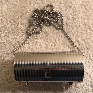 Selling a Wendy Stevens bag. Offers can be made.